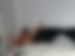 Layla12a's Live Sex Cam Show