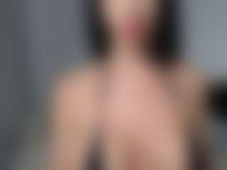Layla12a's Live Sex Cam Show