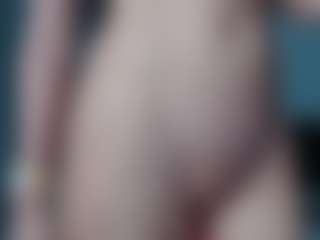 Layla12a's Live Sex Cam Show