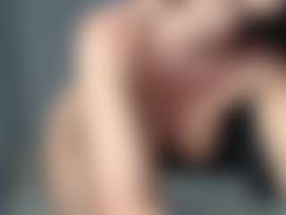Layla12a's Live Sex Cam Show