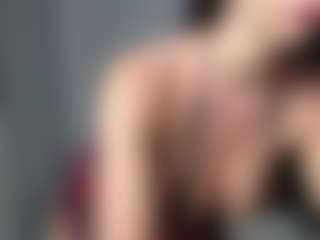 Layla12a's Live Sex Cam Show