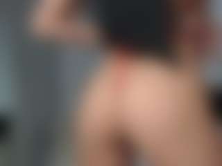 Layla12a's Live Sex Cam Show
