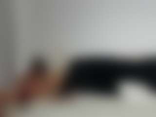 Layla12a's Live Sex Cam Show