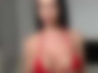 Live cam show with Layla12a - Skinny on Uber Horny