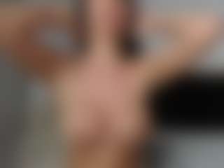 Layla12a's Live Sex Cam Show