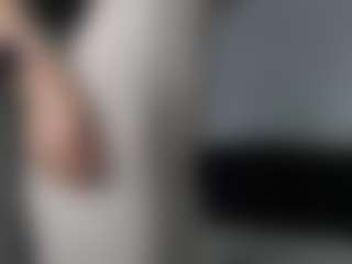 Layla12a's Live Sex Cam Show