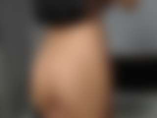 Layla12a's Live Sex Cam Show