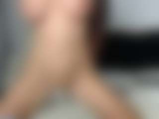 Layla12a's Live Sex Cam Show