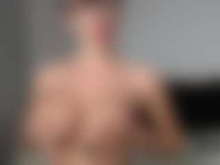 Layla12a's Live Sex Cam Show