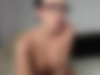 Layla12a's Live Sex Cam Show