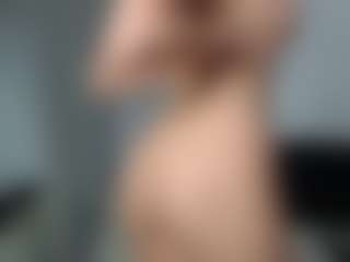 Layla12a's Live Sex Cam Show