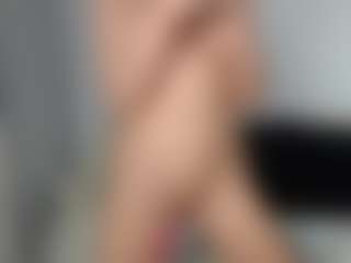 Layla12a's Live Sex Cam Show