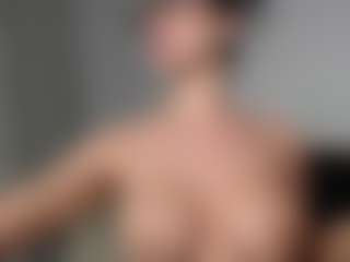 Layla12a's Live Sex Cam Show