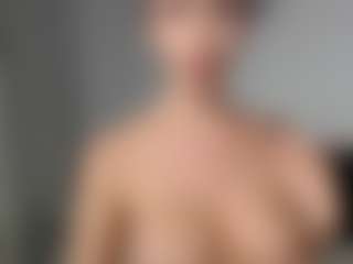 Layla12a's Live Sex Cam Show
