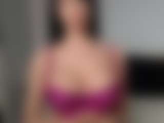 Layla12a's Live Sex Cam Show