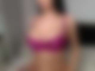 Layla12a's Live Sex Cam Show