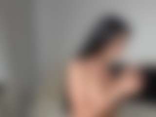 Layla12a's Live Sex Cam Show