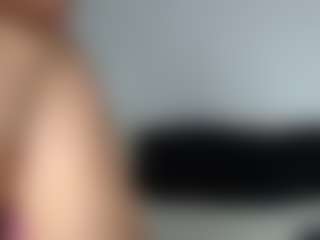 Layla12a's Live Sex Cam Show