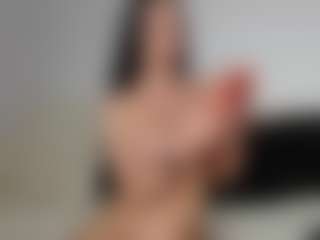Layla12a's Live Sex Cam Show