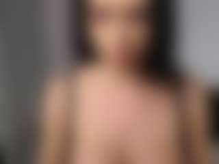 Layla12a's Live Sex Cam Show