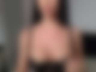 Layla12a's Live Sex Cam Show