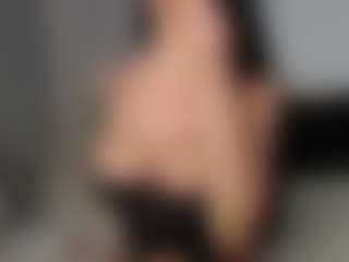 Layla12a's Live Sex Cam Show