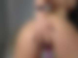 Layla12a's Live Sex Cam Show
