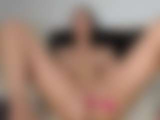 Layla12a's Live Sex Cam Show