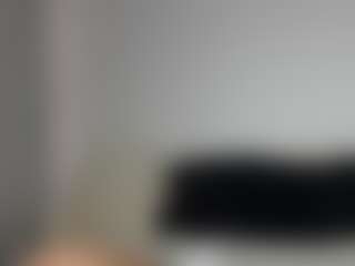 Layla12a's Live Sex Cam Show