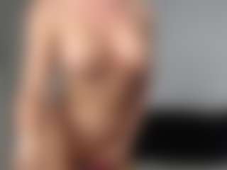 Layla12a's Live Sex Cam Show