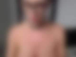 Layla12a's Live Sex Cam Show