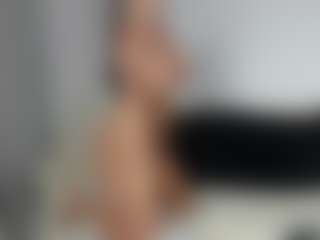 Layla12a's Live Sex Cam Show