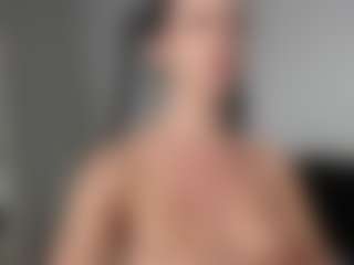 Layla12a's Live Sex Cam Show