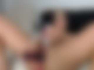 Layla12a's Live Sex Cam Show