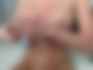 Layla12a's Live Sex Cam Show