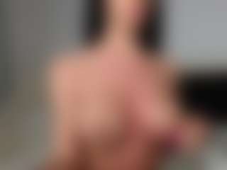 Layla12a's Live Sex Cam Show