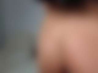 Layla12a's Live Sex Cam Show
