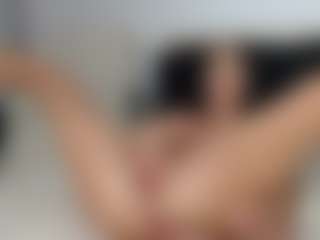 Layla12a's Live Sex Cam Show