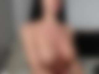 Live cam show with Layla12a - Public Toys on https://playwithruby.com
