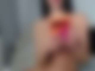 Layla12a's Live Sex Cam Show