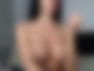 Layla12a's Live Sex Cam Show
