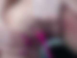 Layla12a's Live Sex Cam Show
