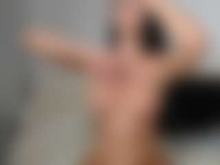 Layla12a's Live Sex Cam Show