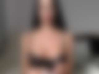Layla12a's Live Sex Cam Show