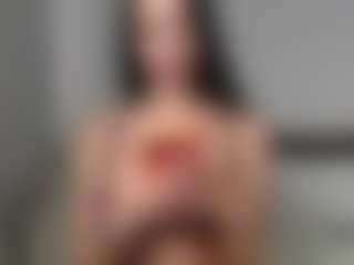 Layla12a's Live Sex Cam Show