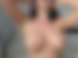 Layla12a's Live Sex Cam Show