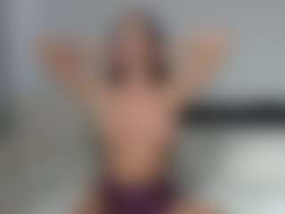 Layla12a's Live Sex Cam Show