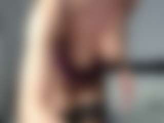Layla12a's Live Sex Cam Show