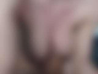 Layla12a's Live Sex Cam Show