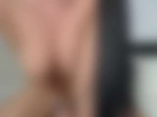 Layla12a's Live Sex Cam Show